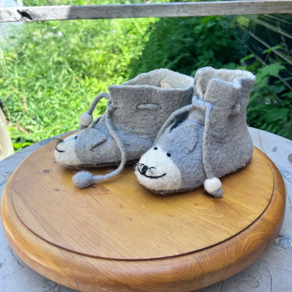 Wool Felted Cat Slippers Booties Kids Size 32/33 Grey Animal Face Gorkhali Expor